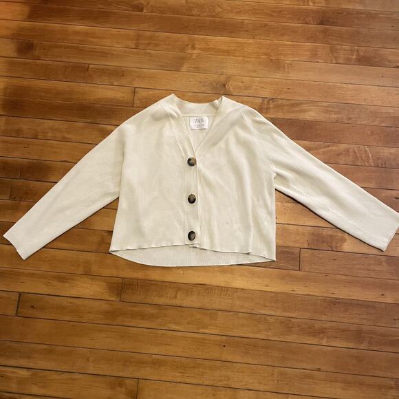 Zara Ribbed Knit Cropped Cardigan - Picture 1 of 3
